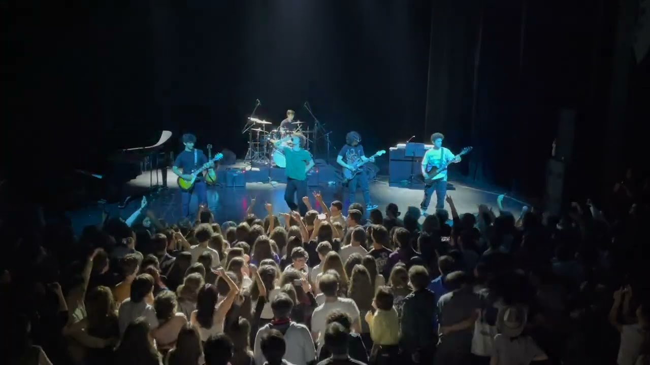 | Enter Sandman - Metallica | by High School Students