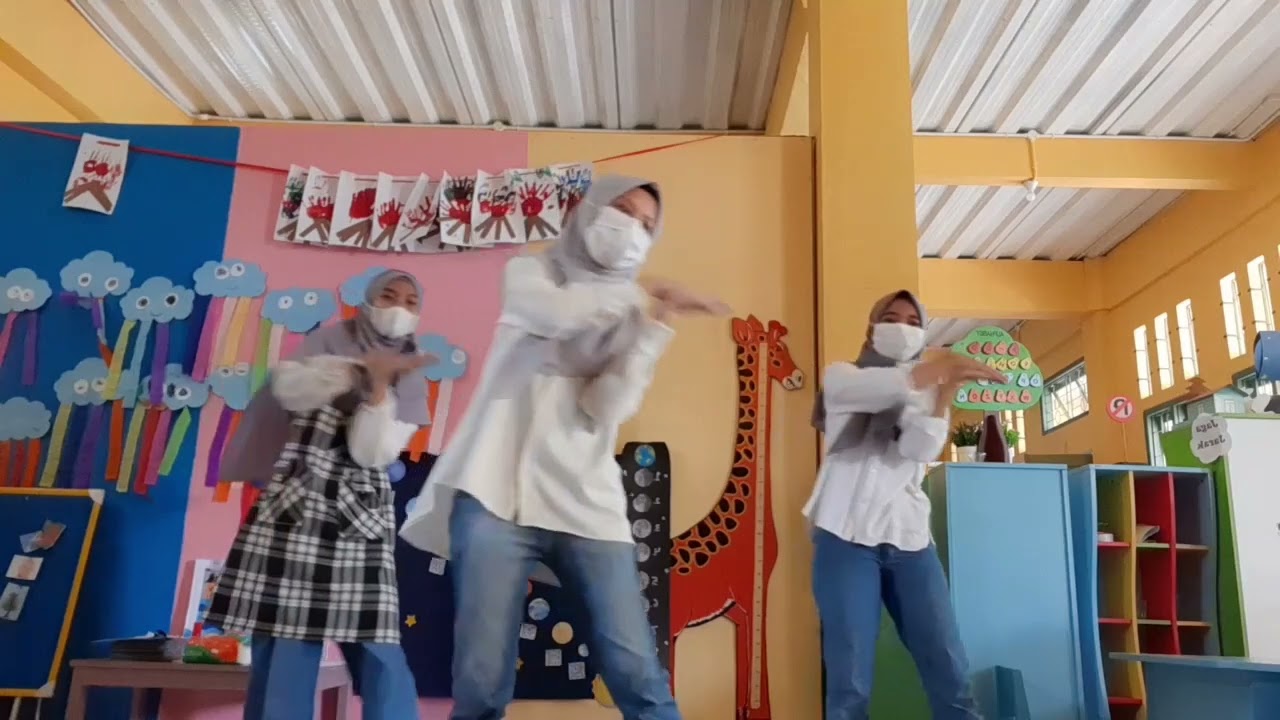 Tari Kreasi TK - Oray Orayan