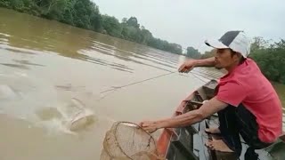 CEK RAWAI MELINTANG SUNGAI DI AREA PERKAMPUNGAN