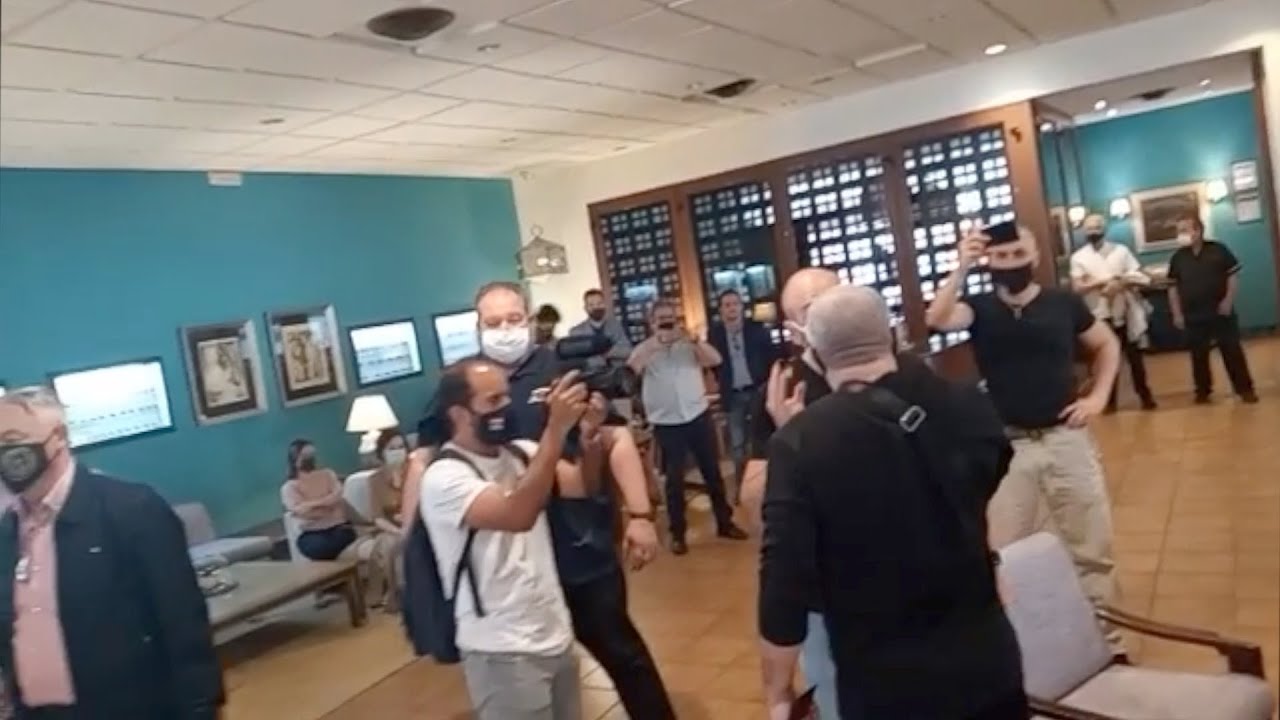 Abascal, increpado en el Muralla al grito de 