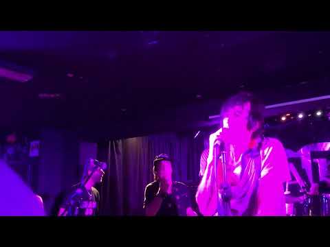 SHAM 69 Bastille cake Dundee best generator 9/2/19
