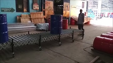 Effortless Drum Handling with Flexible Motorized Roller Conveyor