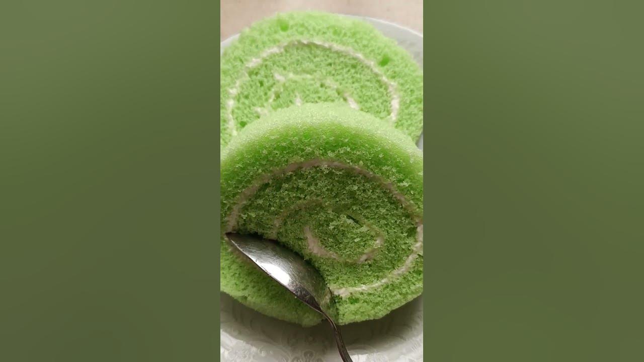 Yummy Pandan Cake roll.! #yummy #cake #pandan #flavour #shorts #shortvideo #viralvideo #trending
