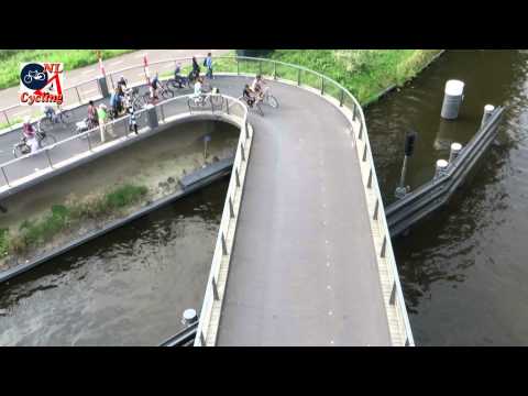 Bridge for walking and cycling in Purmerend (Netherlands) [349]