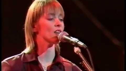 Suzanne Vega - Gypsy (official music video)