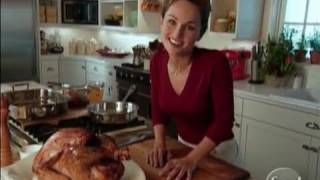 Create giada's easy and delicious turkey centerpiece for your
thanksgiving dinner. subscribe to our channel fill up on the latest
must-eat recipes, brilli...