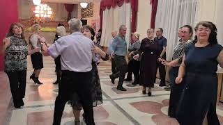 Плывёт веночек... 12.10.25...