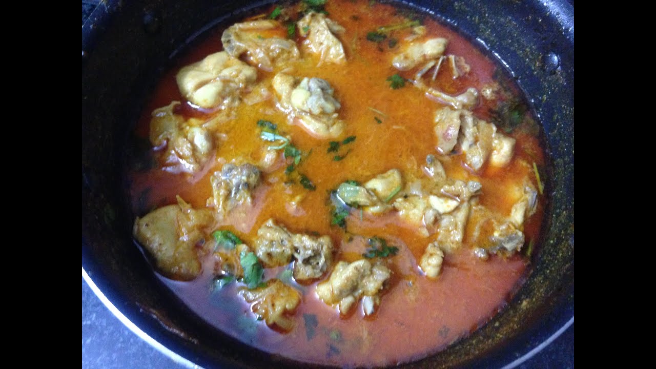 Simple Chicken Curry Recipe With Yogurt - Chicken Recipes | Yummy Indian Kitchen