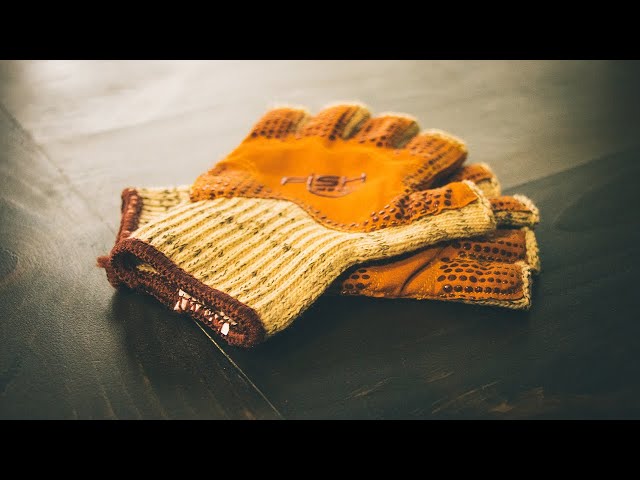 Fish Monkey Wooly Gloves