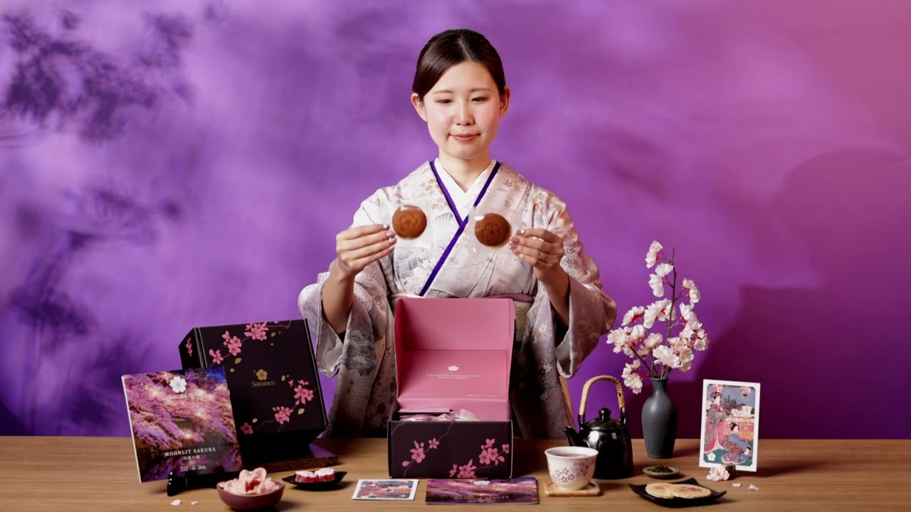 Sakuraco's April 2025 Box: Moonlit Sakura - YouTube