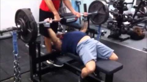 Brian Schwab using the EliteFTS Shoulder Saver Pad.