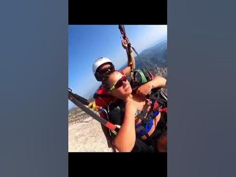 Ұқыпты қызбен секс видео Музыка тыңдап отырып, жігітпен лесбияндық секс көру