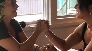 Arm Wrestling 2 Strong Women