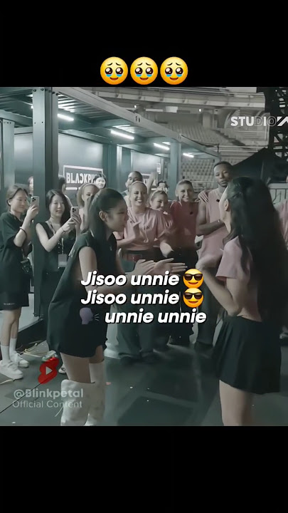 Blackpink deadline worldtour backstage moment 😭😱 #blackpink #shorts