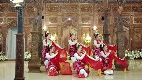 Gambyong Dance Mari Kangen By Sanggar Seni Lestari Widodo Wiryotomo Batangsaren Kauman Tulungagung