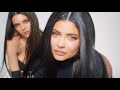 stan twitter : Kendall and Kylie Jenner awkwardly posing