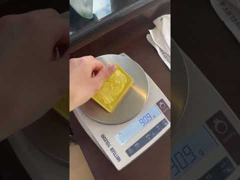Emas batangan 500 gram #goldjewellery #emas #goldbars