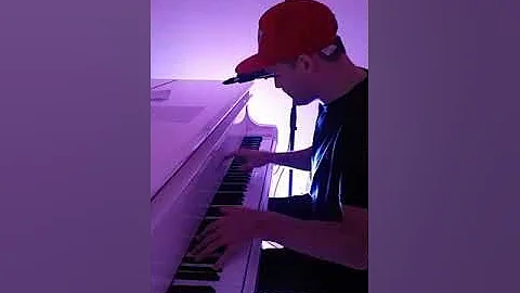 Paul Skelton dance and trance classics on piano