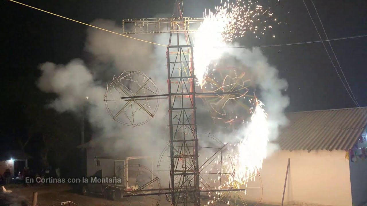 Quema del castillo en Xochiatenco Gro,. Mex 2021. | Banda de Pueblo Hidalgo vs Banda de Xochia.