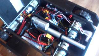 Look inside Luna-Tic (Featherweight combat robot)