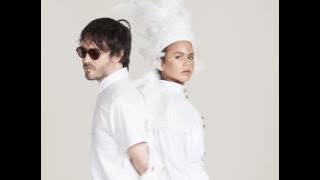 Bomba Estereo - Mar(Lo que siento)