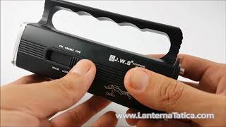 Lanterna de Mergulho Profissional Prova D'água até 60m Bateria Duração 20h screenshot 4