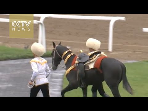 Video: Ang Turkmenistan Na Maghahawak Ng 'Horse Beauty' Pageant