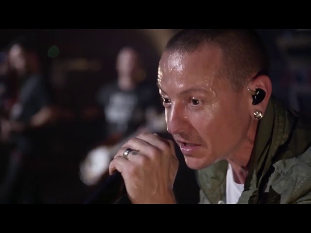 Linkin Park - Los Angeles, California (2014.10.24; Source 1a) class=