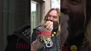 Max Cavalera showed off his Brazilian BBQ Chicken recipe. Was it devoured? Yes. | Metal Injection