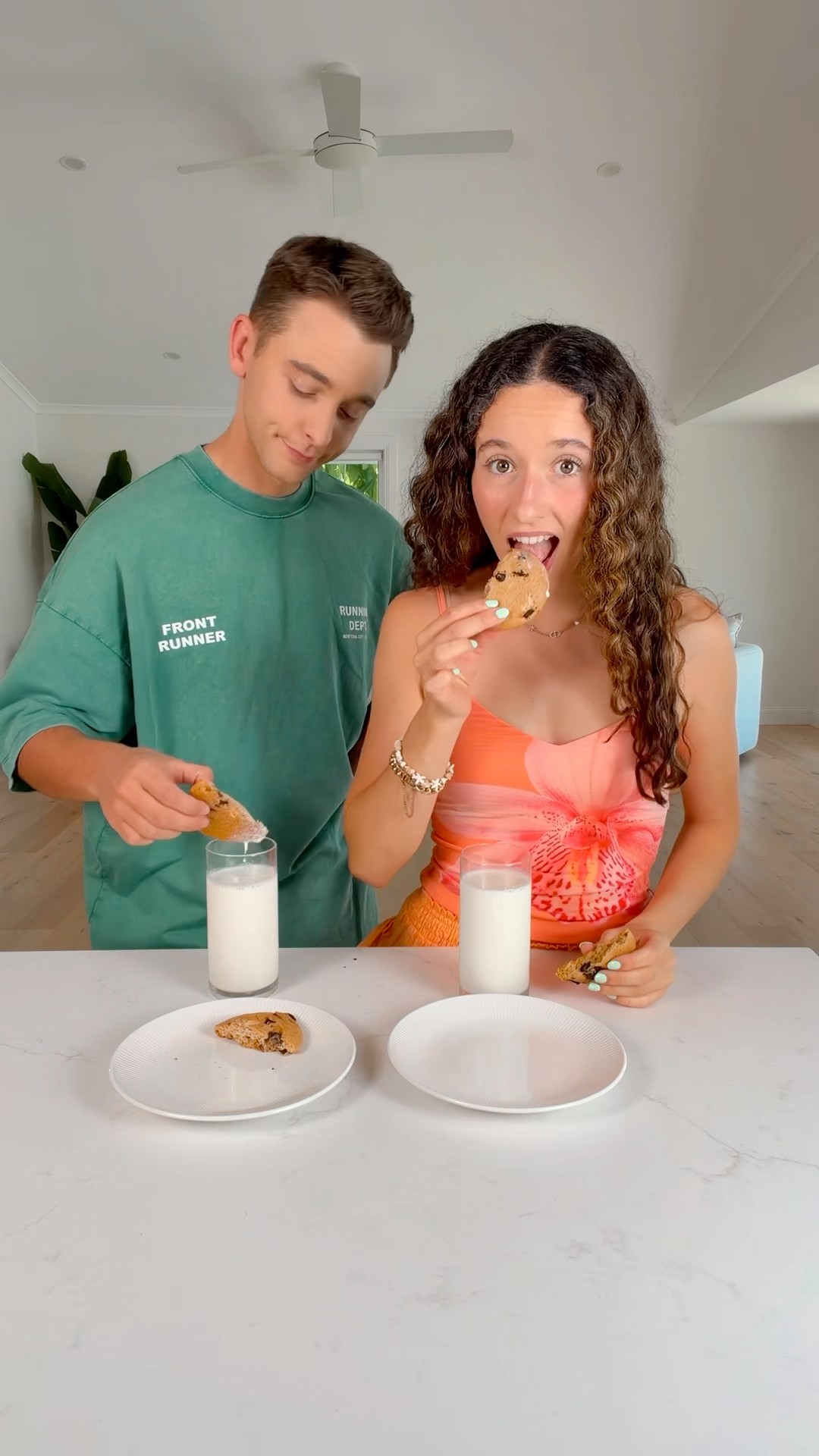 When you try to be nice to your GF…🤣🥰🍪 - YouTube
