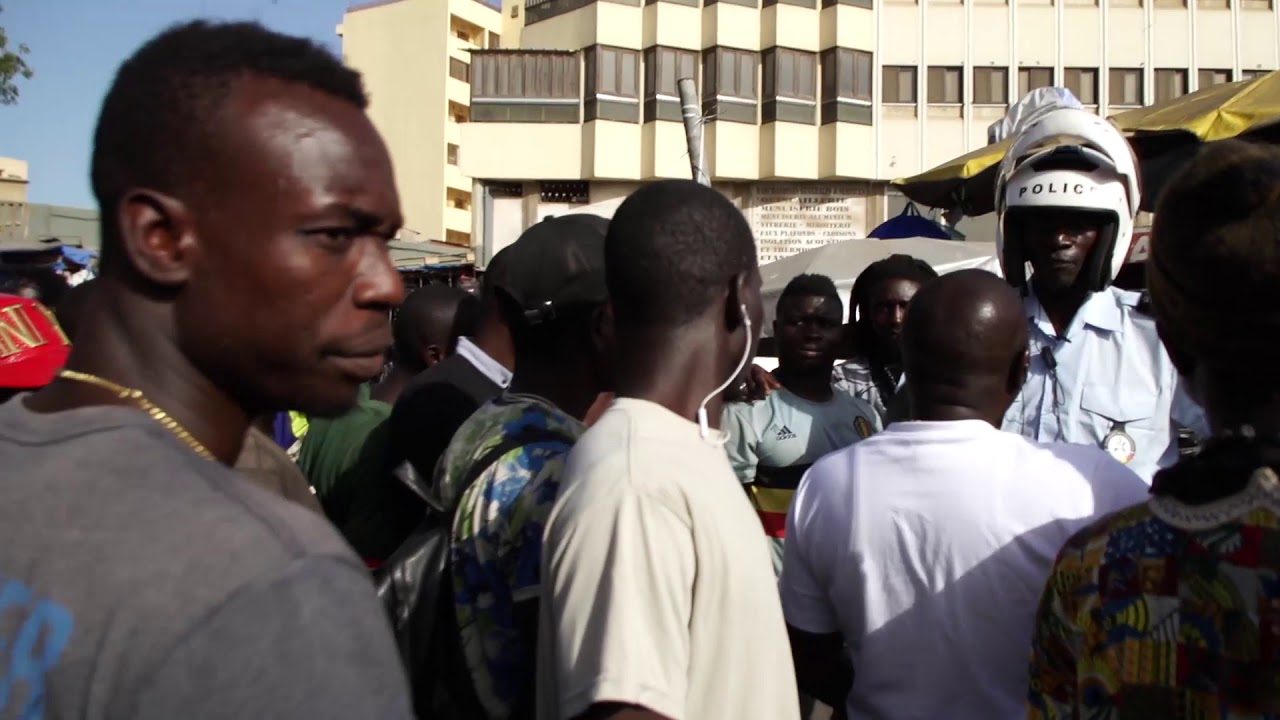 N°36 Meilleur et le Pire le ton monte avec les ambulants