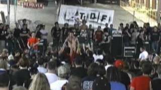 Eighteen Visions - Motionless And White (Live Furnace Fest)
