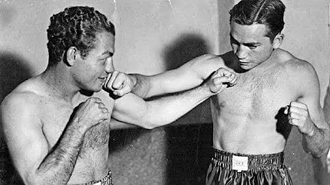Fight of the Year, 1933 : Barney Ross SD15 Tony Ca...