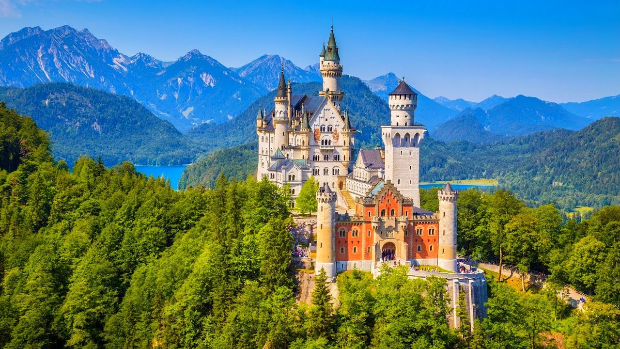 The world's most fantastic fortresses