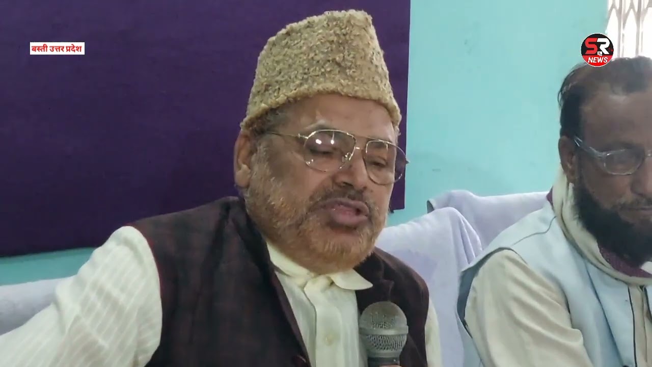 प्रेस कांफ्रेंस करते प्रेस क्लब बस्ती।