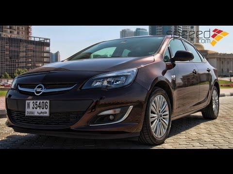 Opel Astra- أوبل آسترا