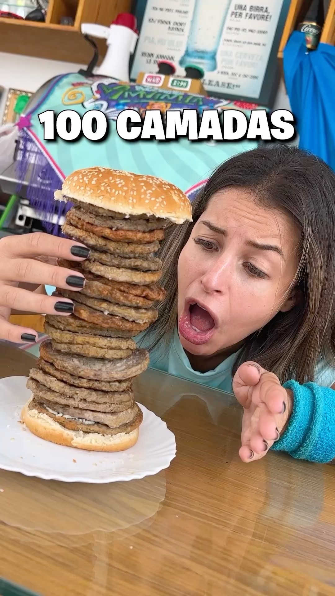 1 LAYER BURGER VS 10 VS 100 !!