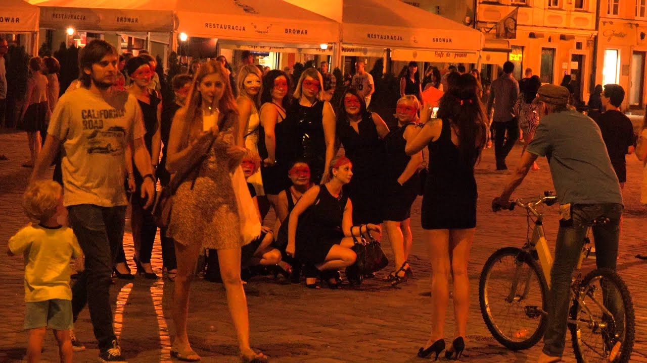 Nightlife In Wroclaw Poland 2014 4k Hen Party Youtube