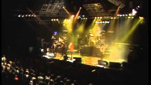 VOW WOW - LIVE IN THE U.K .