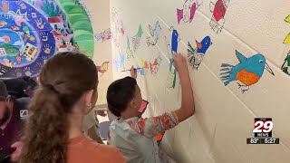 Monticello High School and Mountain View Elementary collaborate on a mural