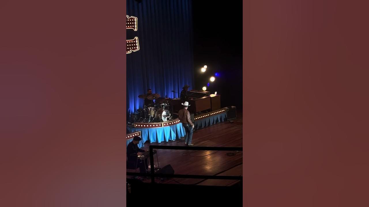 Charley Crockett- Travelin’ Blues live at the Ryman, Nashville Tennessee l Charley Crockett- Travelin’ Blues live at the Ryman, Nashville Tennessee l