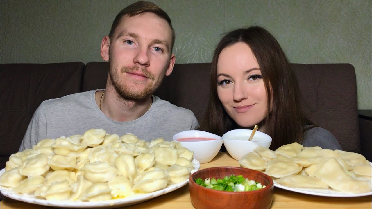 МУКБАНГ ПЕЛЬМЕНИ 1КГ | ВАРЕНИКИ ответы на вопросы MUKBANG DUMPLINGS DUMPLINGS