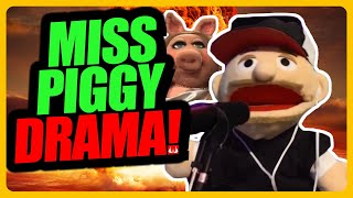 Miss Piggy DRAMA Puppet Show of Geeks + Gamers!!