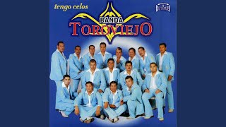 Video thumbnail of "Banda Toro Viejo - Tengo Celos"