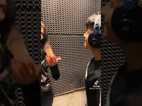 احلى ولد وبنت يغنون اغنيه عراقي طيبه قلبي مشكلتي دمرتلي حياتي يا هو صوت احلى بنت لو ولد مقاطع تيك تو