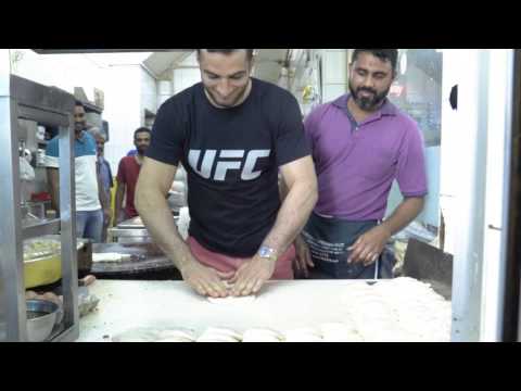 Gegard Mousasi tries making Prata - Gegard Mousasi tries making Prata