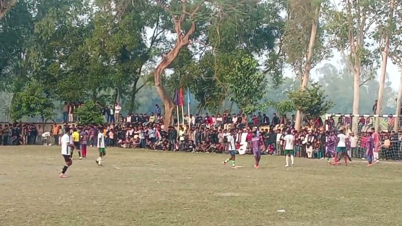 ভারই সমিফাইনাল সিংগুরিয়া বনাম মানিকগঞ্জ  ফুটবল খেলা 