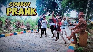 PRANK PATUNG HIDUP LUCU BIKIN ORANG PANIK - FUNNY PRANK #cowboyprank