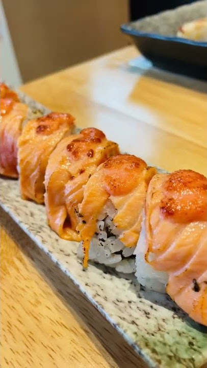 Menimati sushi￼ jepun Japanese Restaurant  | 2022 Food Idea Kuching Sarawak #shorts