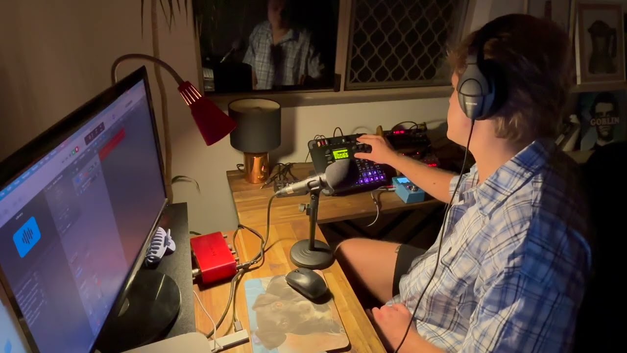 Atmospheric Techno Jam, Digitakt, Volca FM, Volca Bass